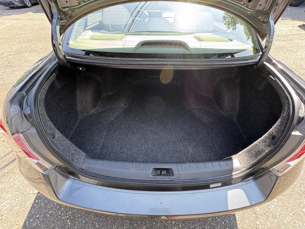 Used 2010 Honda Accord LX image 12