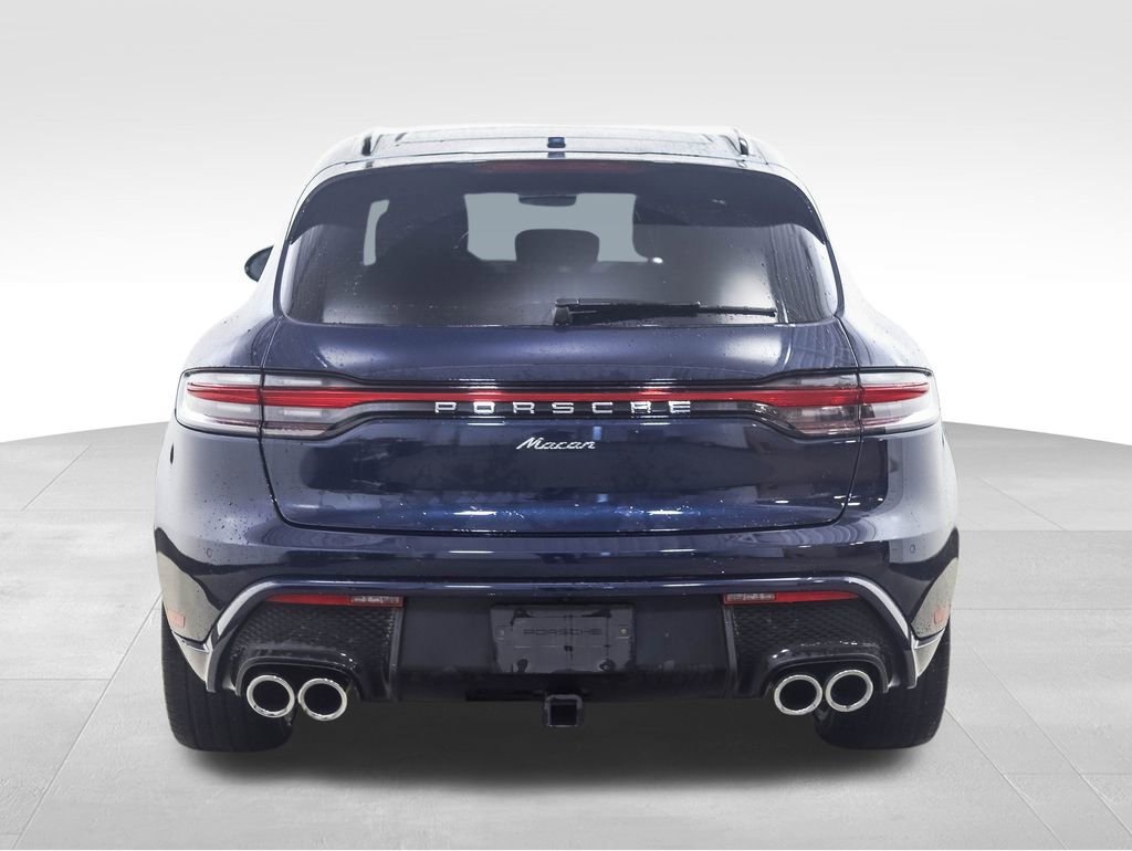 Used 2023 Porsche Macan image 4