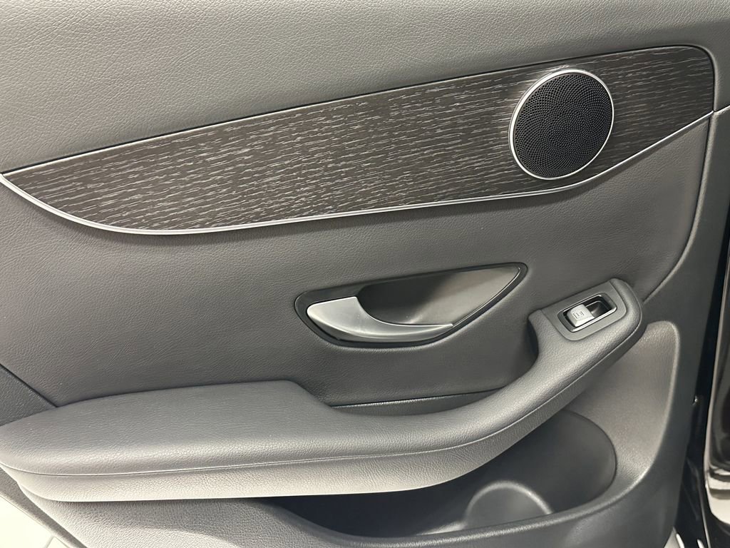 Certified 2022 Mercedes-Benz GLC 300 4MATIC w/ Multimedia Package Lite image 25