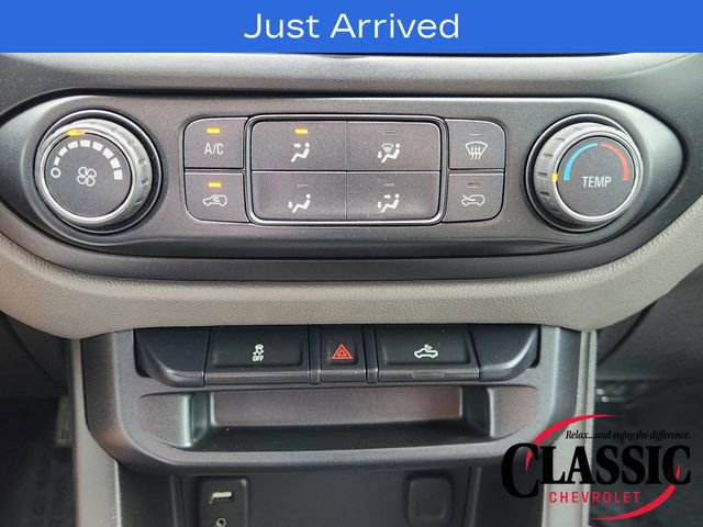 Used 2018 Chevrolet Colorado W/T w/ WT Convenience Package RWD image 24