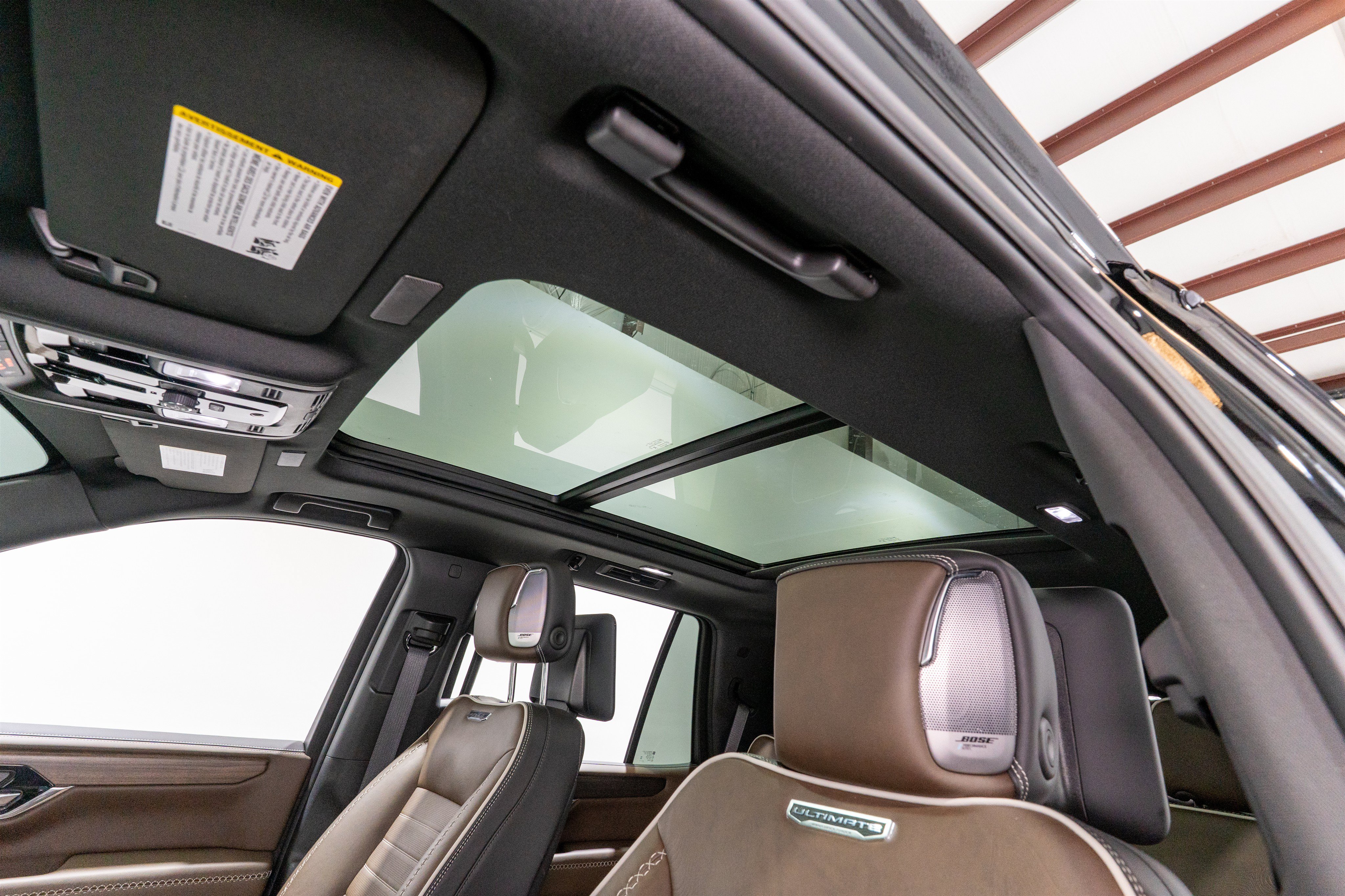 Used 2026 GMC Yukon Denali Ultimate w/ LPO, Floor Liner Package AWD/4WD image 18
