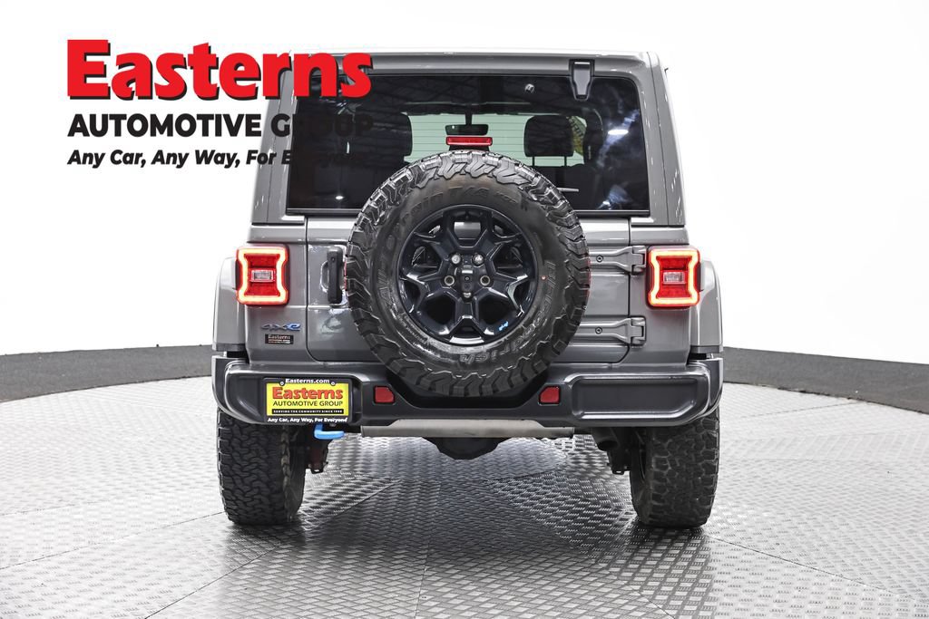 Used 2022 Jeep Wrangler Unlimited Rubicon 4xe w/ Cold Weather Group AWD/4WD image 6