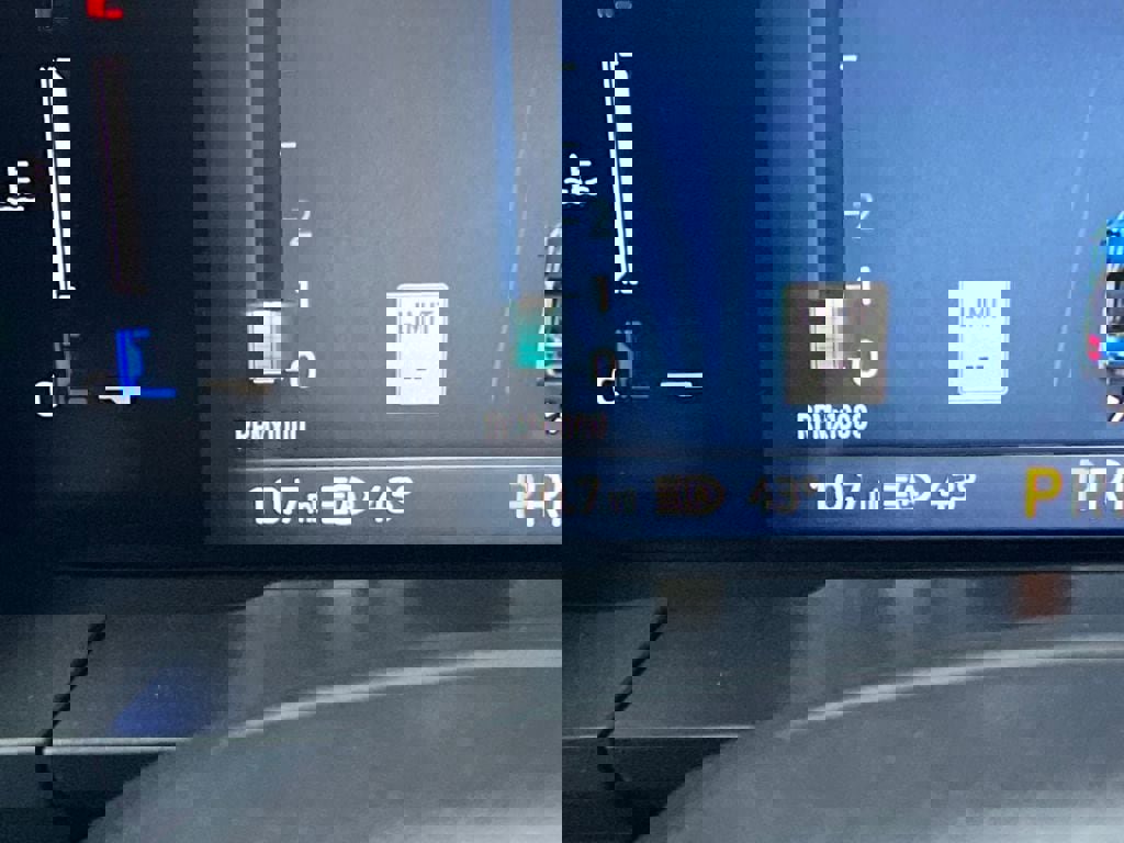 New 2025 Ford Maverick Lariat image 15