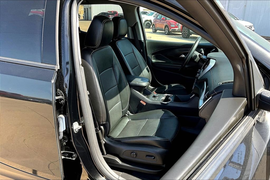 Used 2023 GMC Terrain SLT image 10