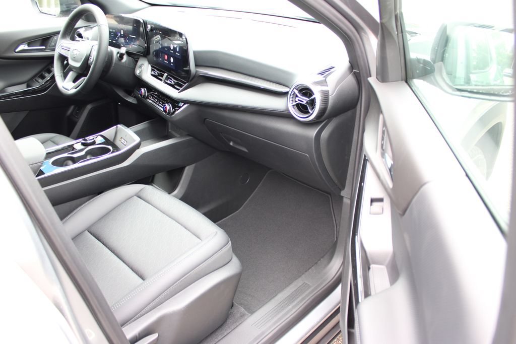 New 2027 Chevrolet Equinox LT w/ Convenience Package II AWD/4WD image 42