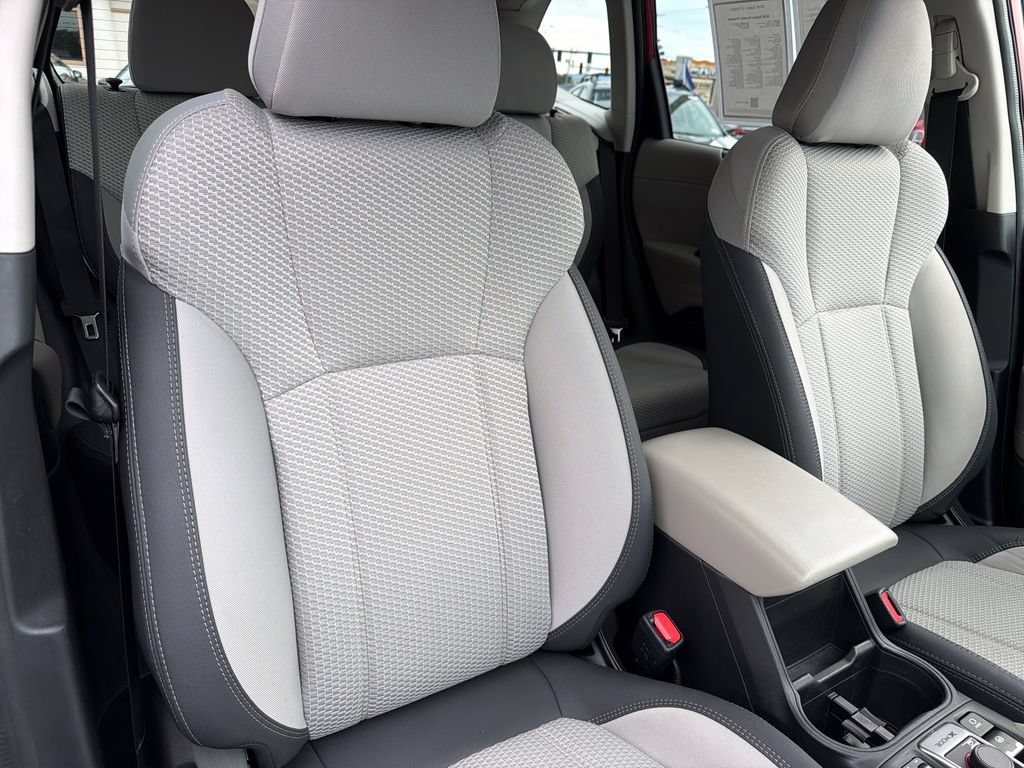 Used 2020 Subaru Forester Premium AWD/4WD image 37