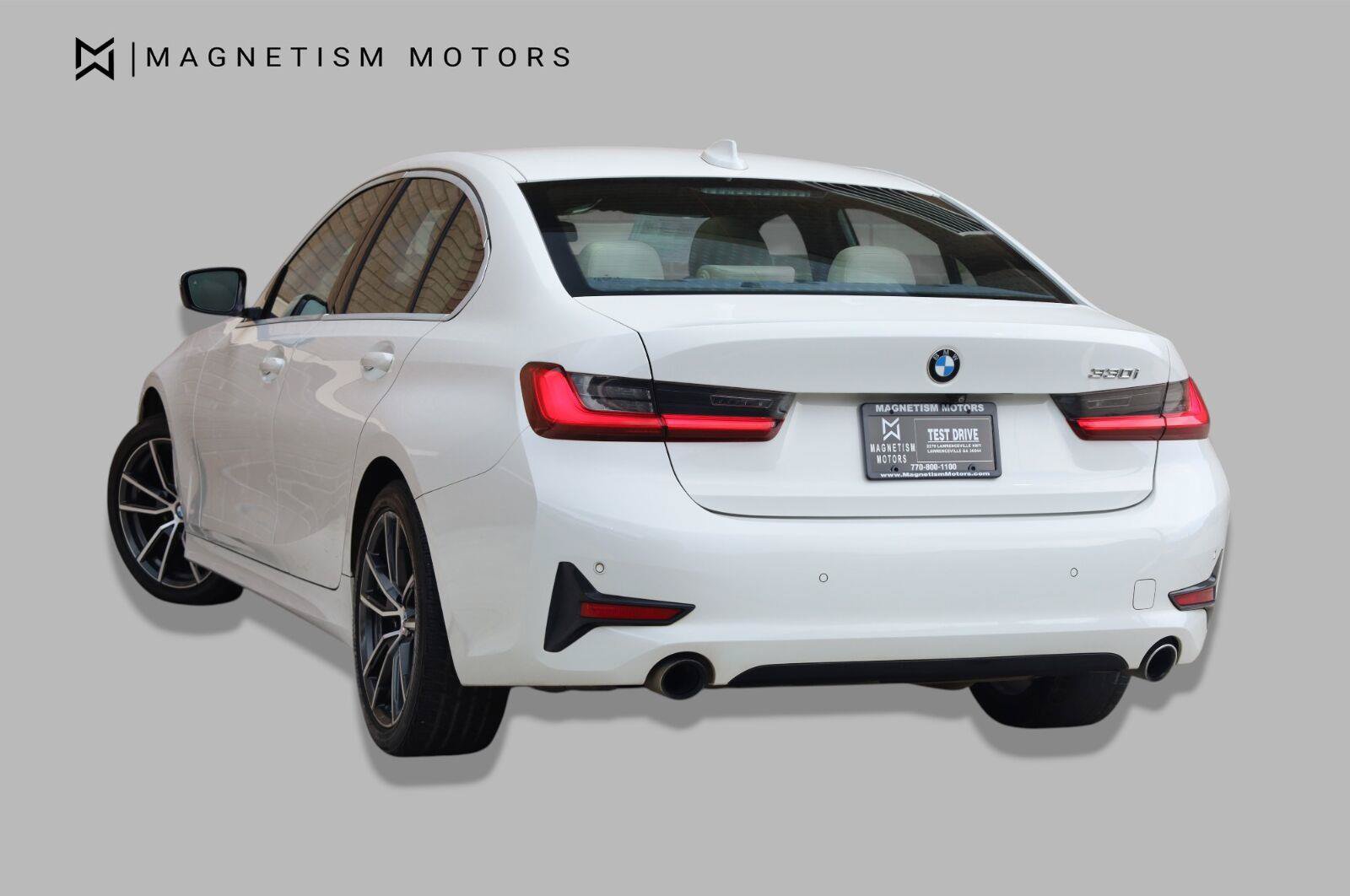 Used 2020 BMW 330i Sedan w/ Premium Package RWD image 10