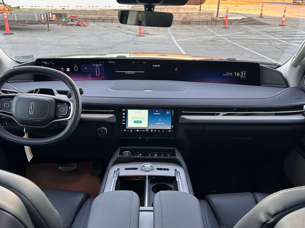 New 2025 Lincoln Navigator Reserve image 22