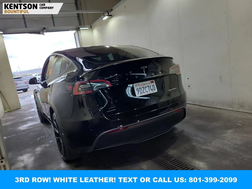 Used 2022 Tesla Model Y Long Range AWD/4WD image 3