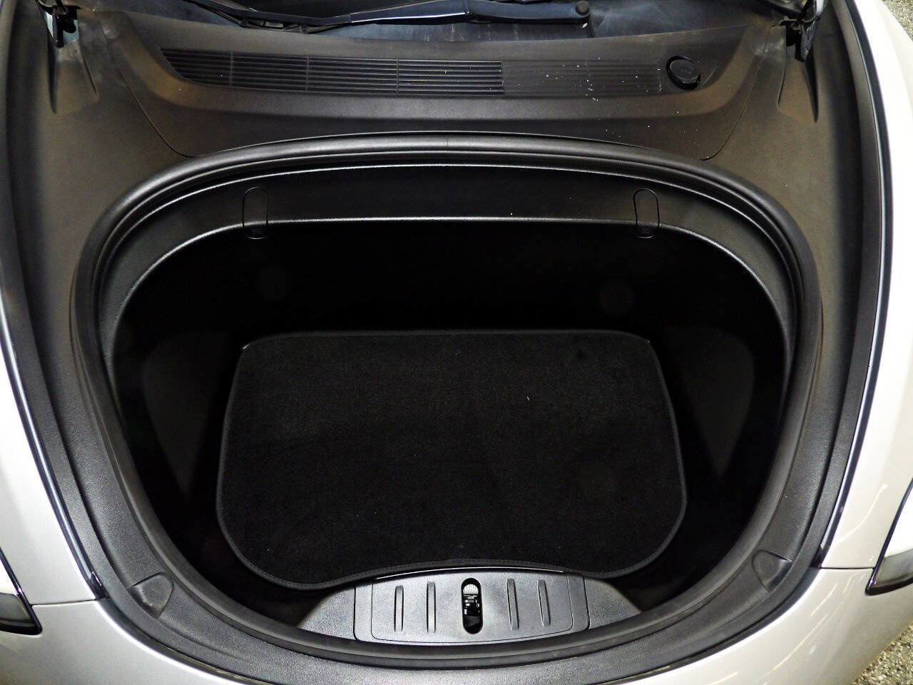 Used 2018 Tesla Model 3 Long Range image 21