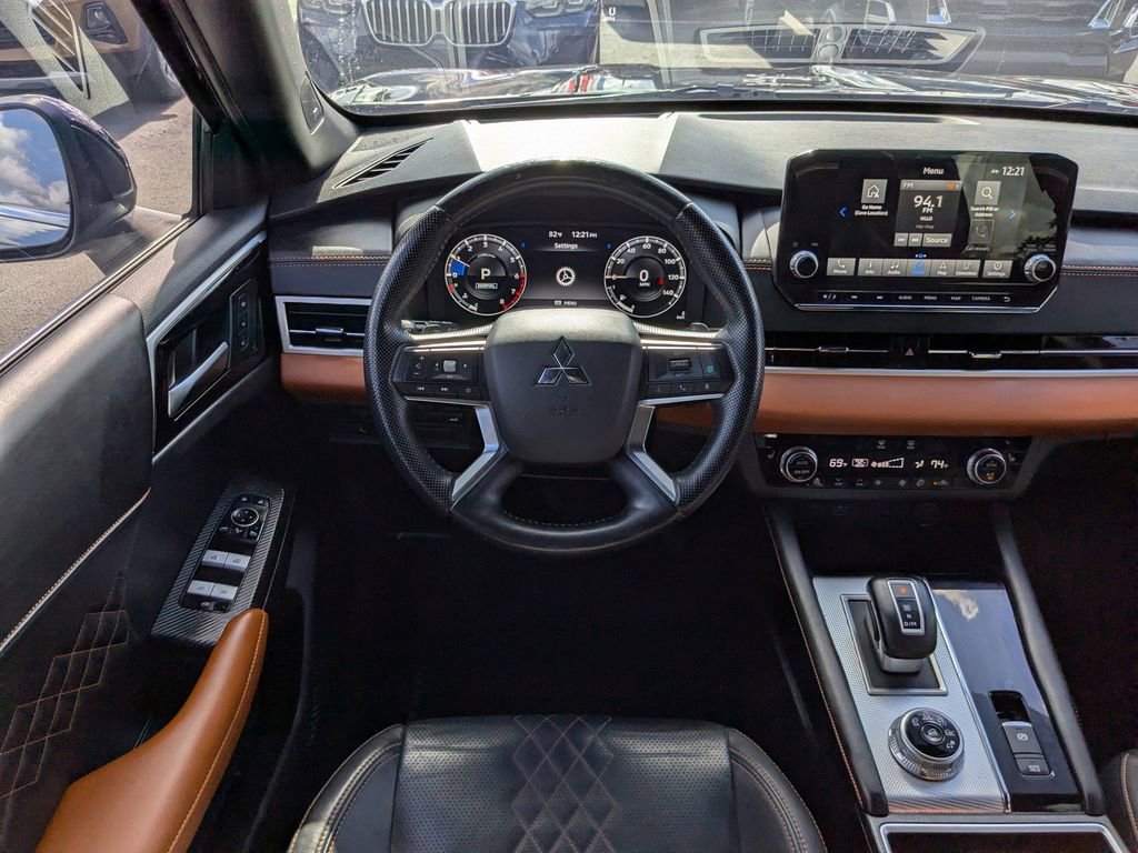 Used 2022 Mitsubishi Outlander SEL image 18