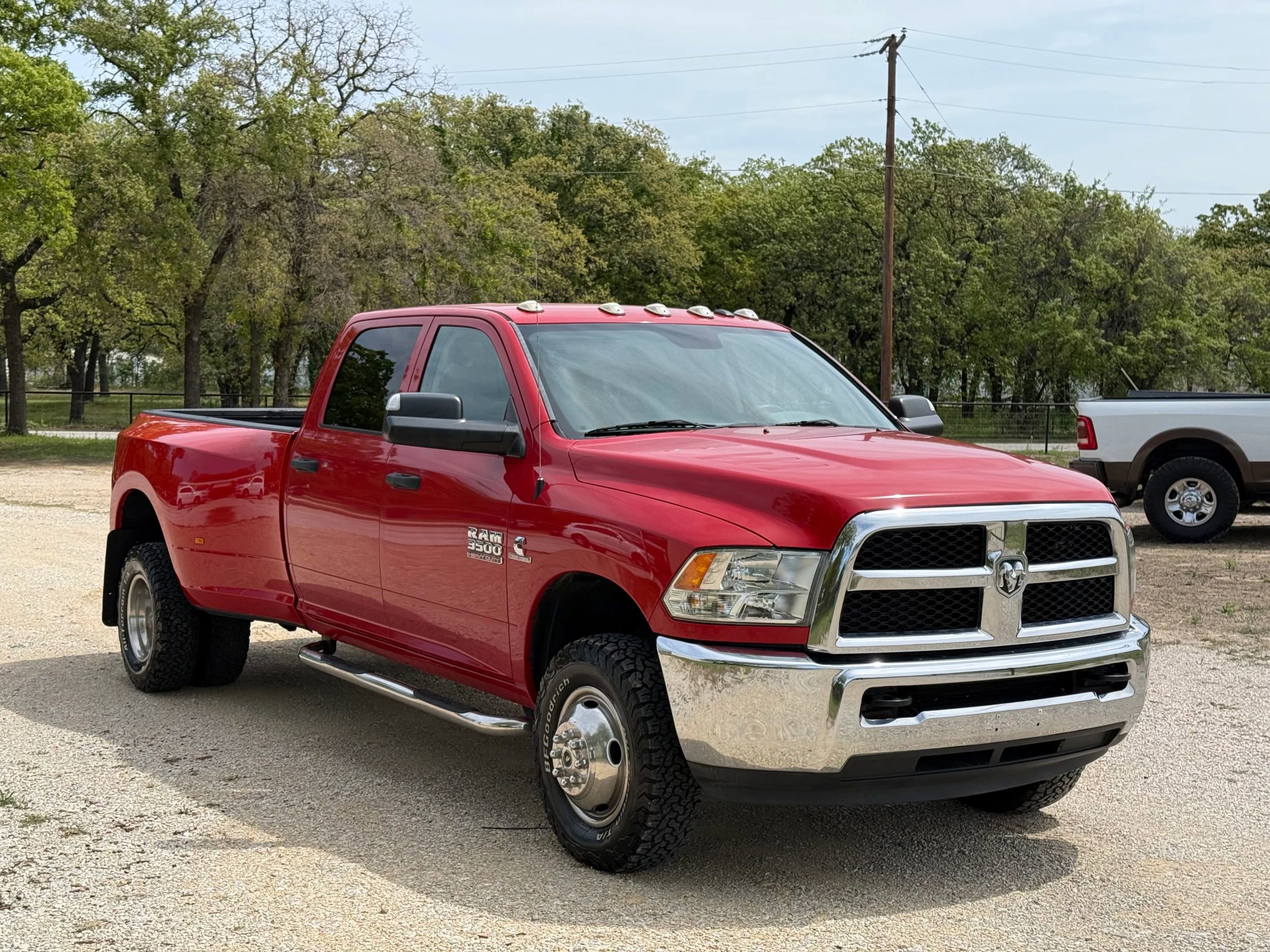 Used 2018 RAM 3500 Tradesman w/ Chrome Appearance Group image 1