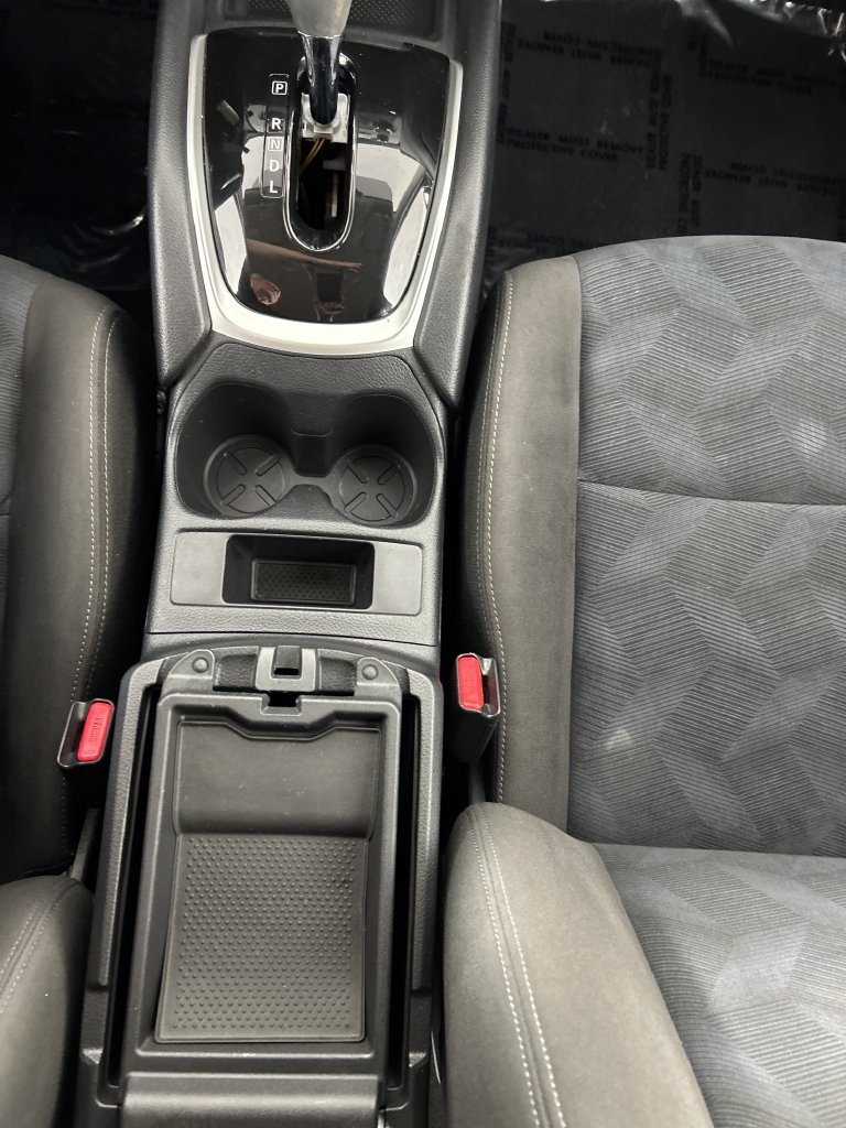 Used 2015 Nissan Rogue S FWD image 15