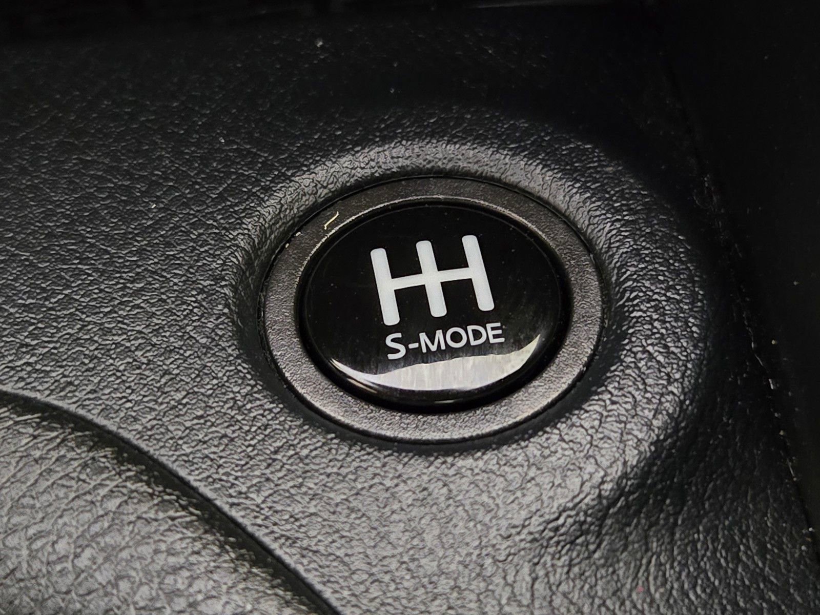 Used 2024 Nissan Z Performance w/ Floor Mat Package RWD image 28