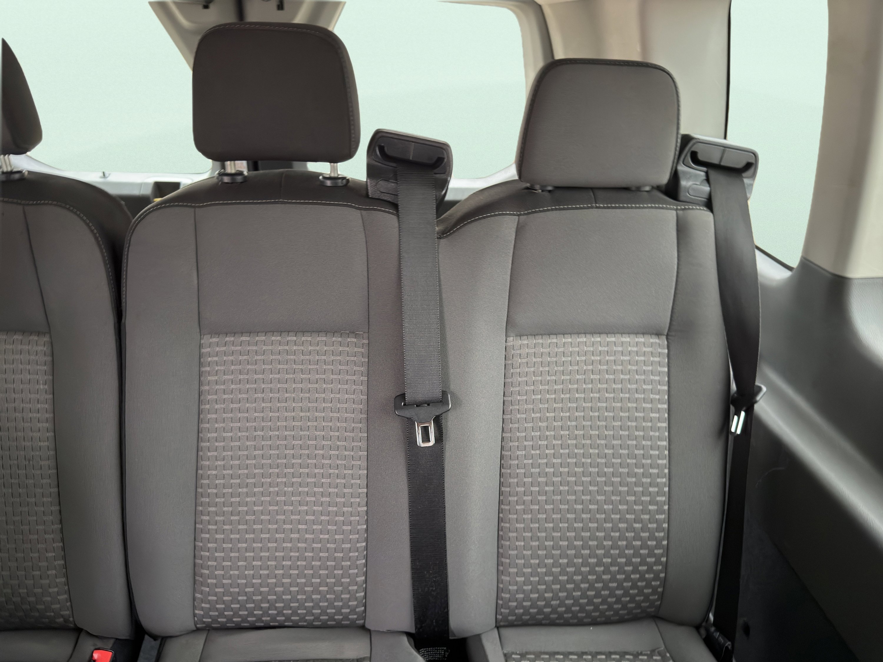 Used 2023 Ford Transit 350 XLT image 28