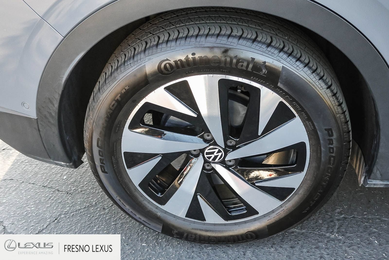 Used 2025 Volkswagen ID.4 Pro RWD image 8