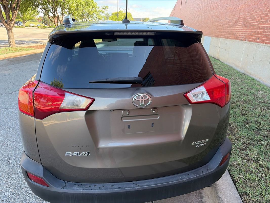 Used 2014 Toyota RAV4 Limited w/ Technology Package AWD/4WD image 3