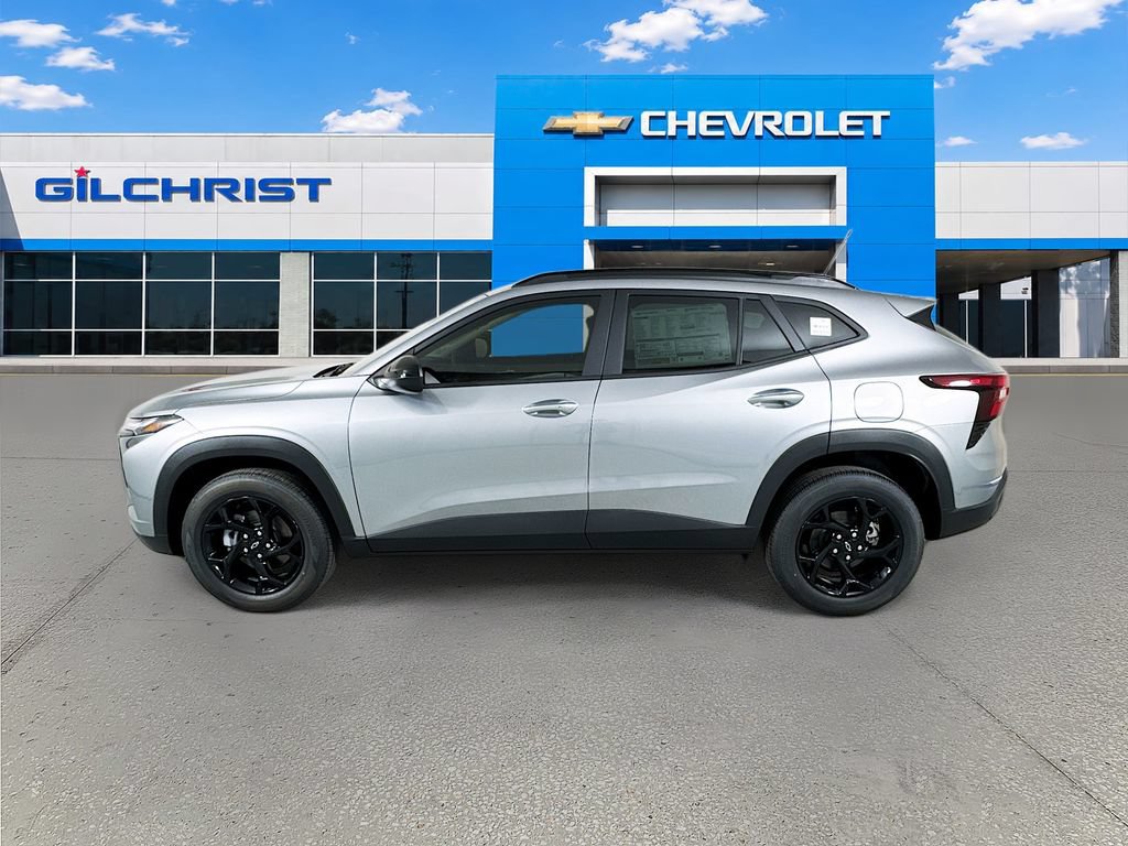 New 2026 Chevrolet Trax LT w/ Midnight Edition FWD image 5