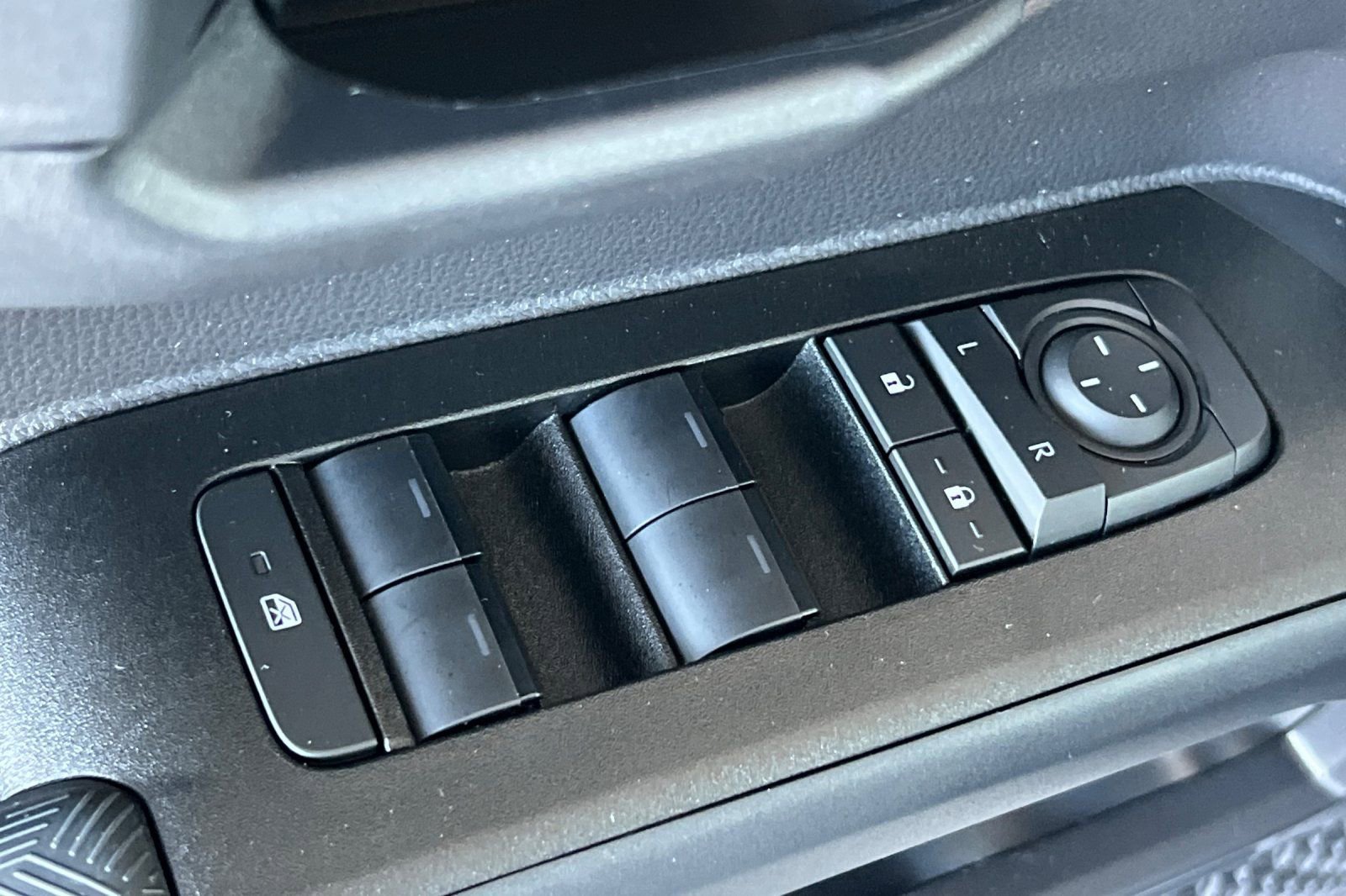 Certified 2025 Toyota 4Runner SR5 image 14