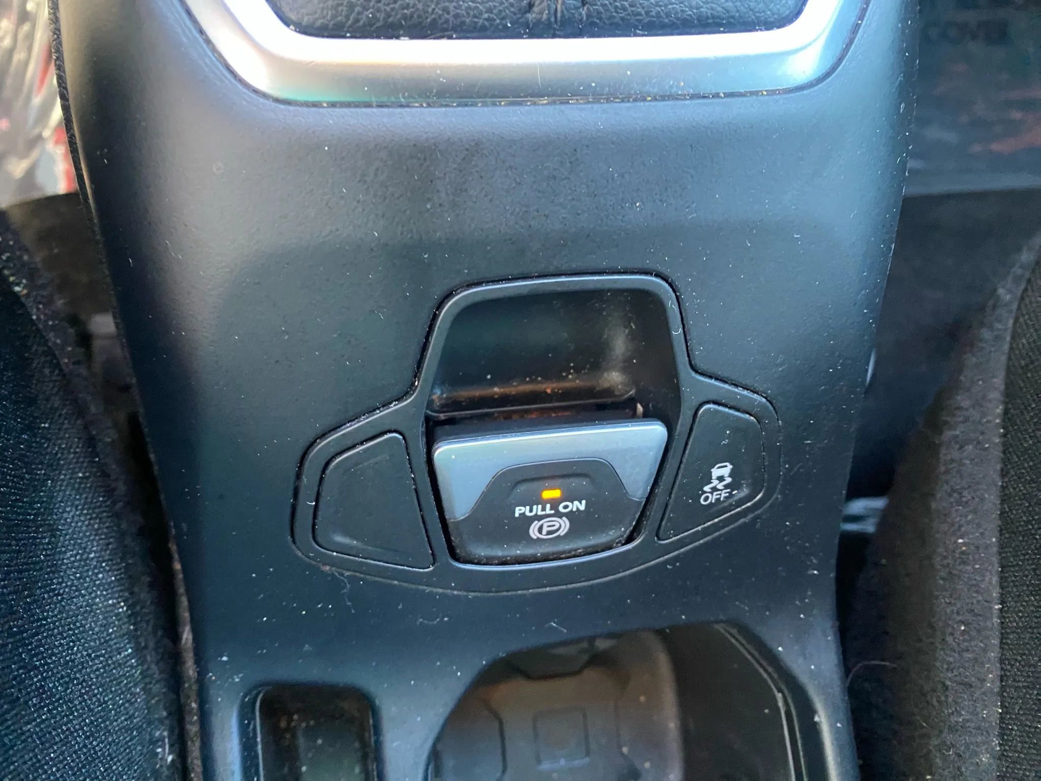Used 2020 Jeep Renegade Sport image 18