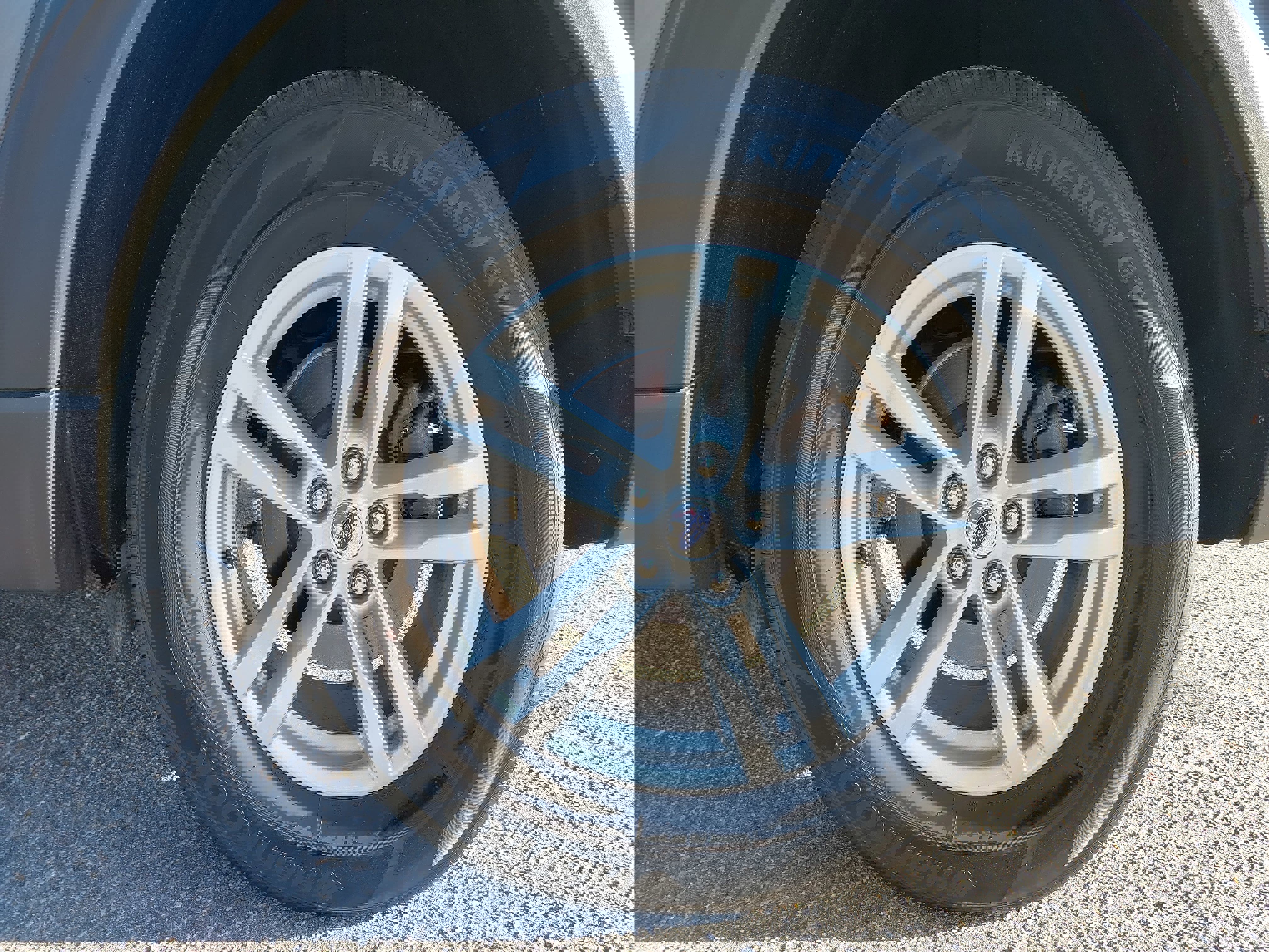 Used 2023 Ford Explorer XLT image 35