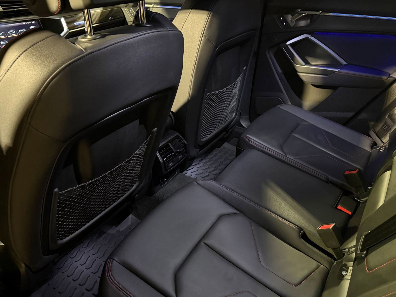 Certified 2025 Audi Q3 2.0T Premium Plus w/ Premium Plus Package image 22