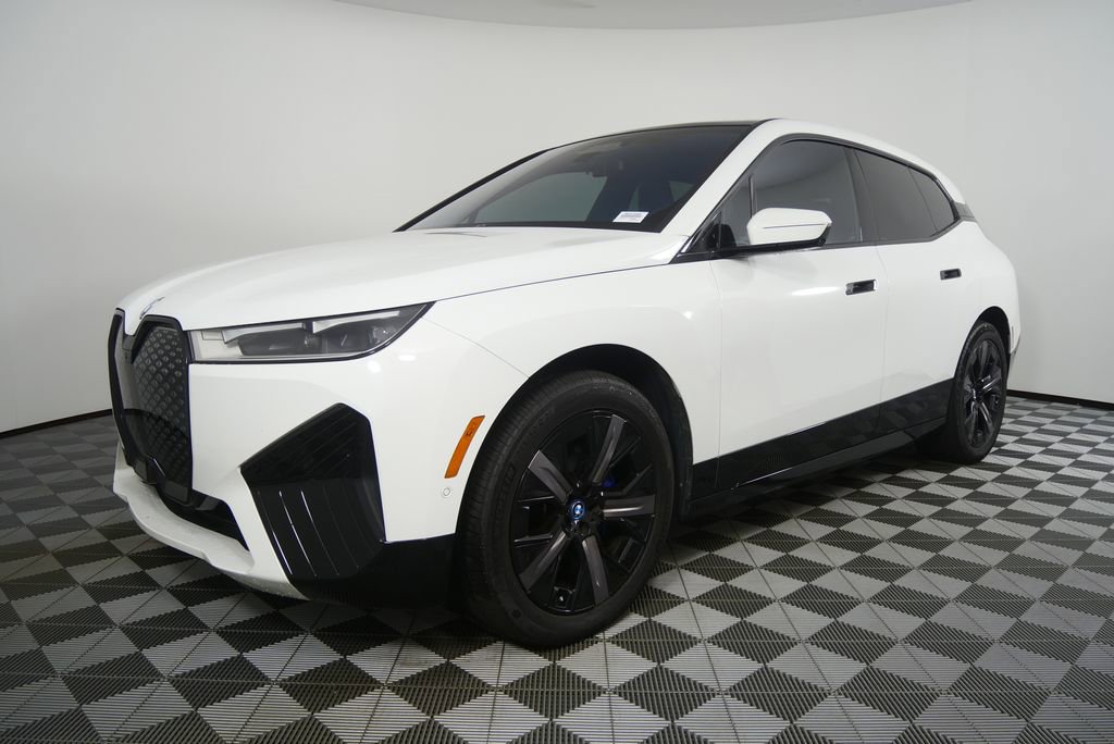 Certified 2024 BMW iX xDrive50 w/ Sport Package AWD/4WD image 7