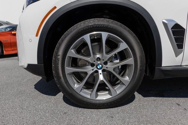 New 2026 BMW X5 xDrive40i image 5