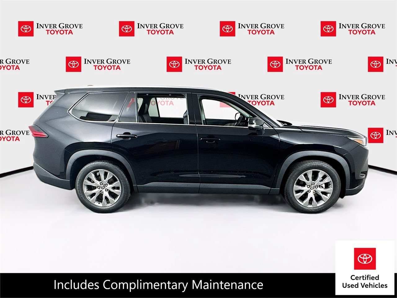 Certified 2025 Toyota Grand Highlander AWD image 4