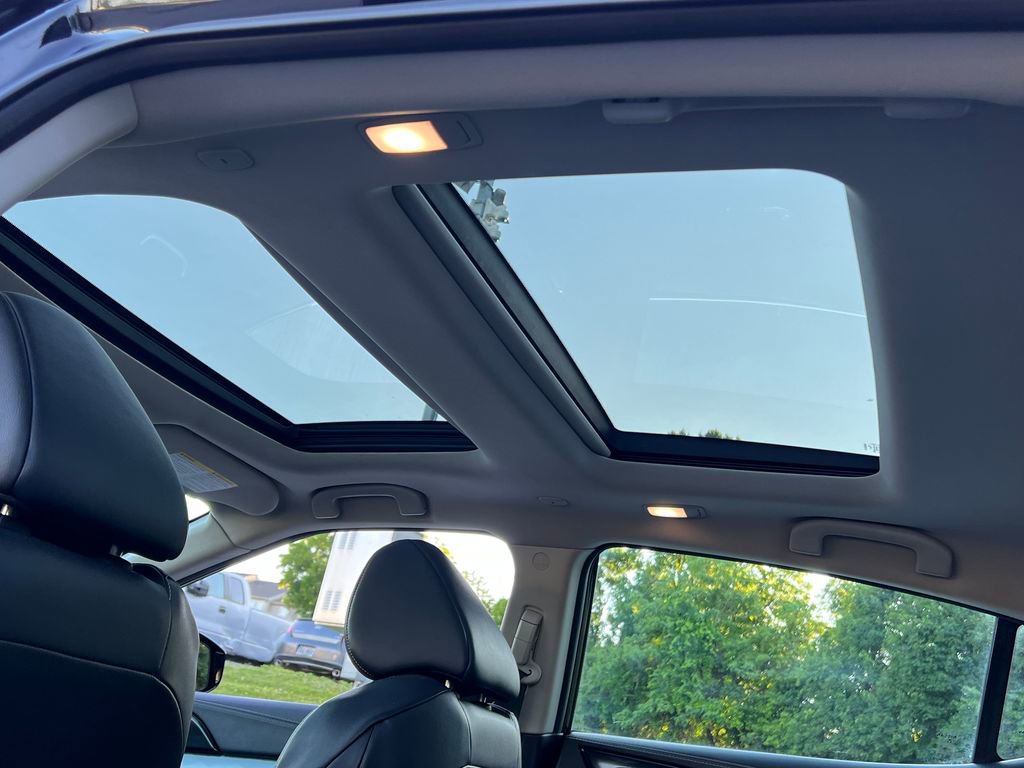 Used 2019 Nissan Maxima 3.5 SL w/ Floor Mat Group FWD image 18