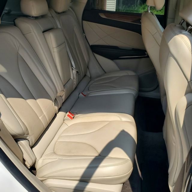 Used 2017 Lincoln MKC Select w/ Select Plus Package image 7