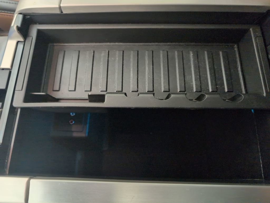 Used 2013 Ford F150 Platinum image 42