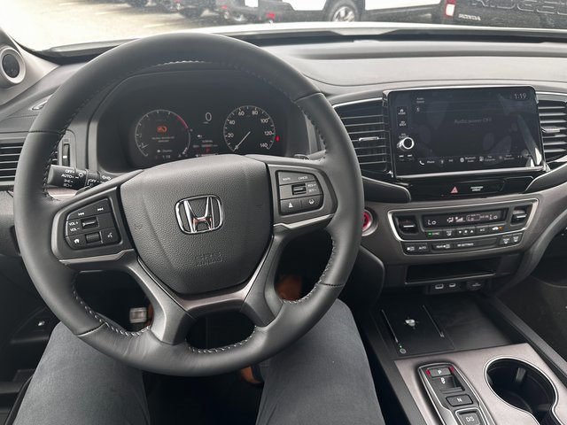 New 2025 Honda Ridgeline Sport image 12