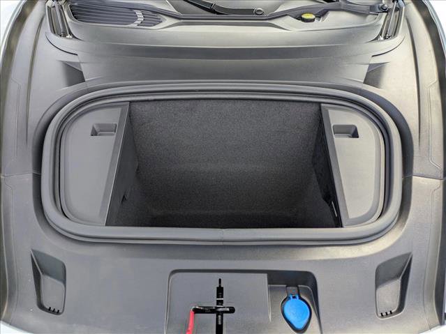 Used 2024 Porsche Taycan image 22