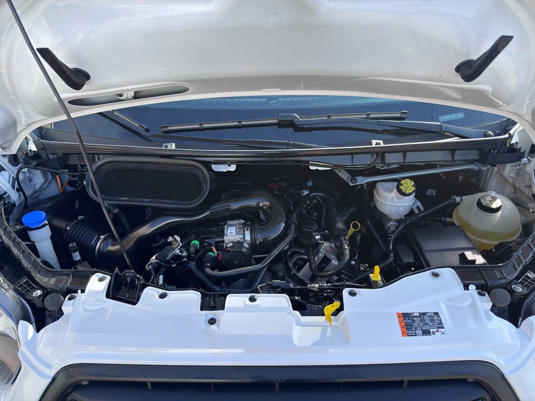 Used 2025 Ford Transit 250 Medium Roof RWD image 37