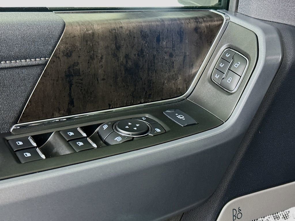 Used 2024 Ford F350 Lariat w/ Lariat Ultimate Package image 17