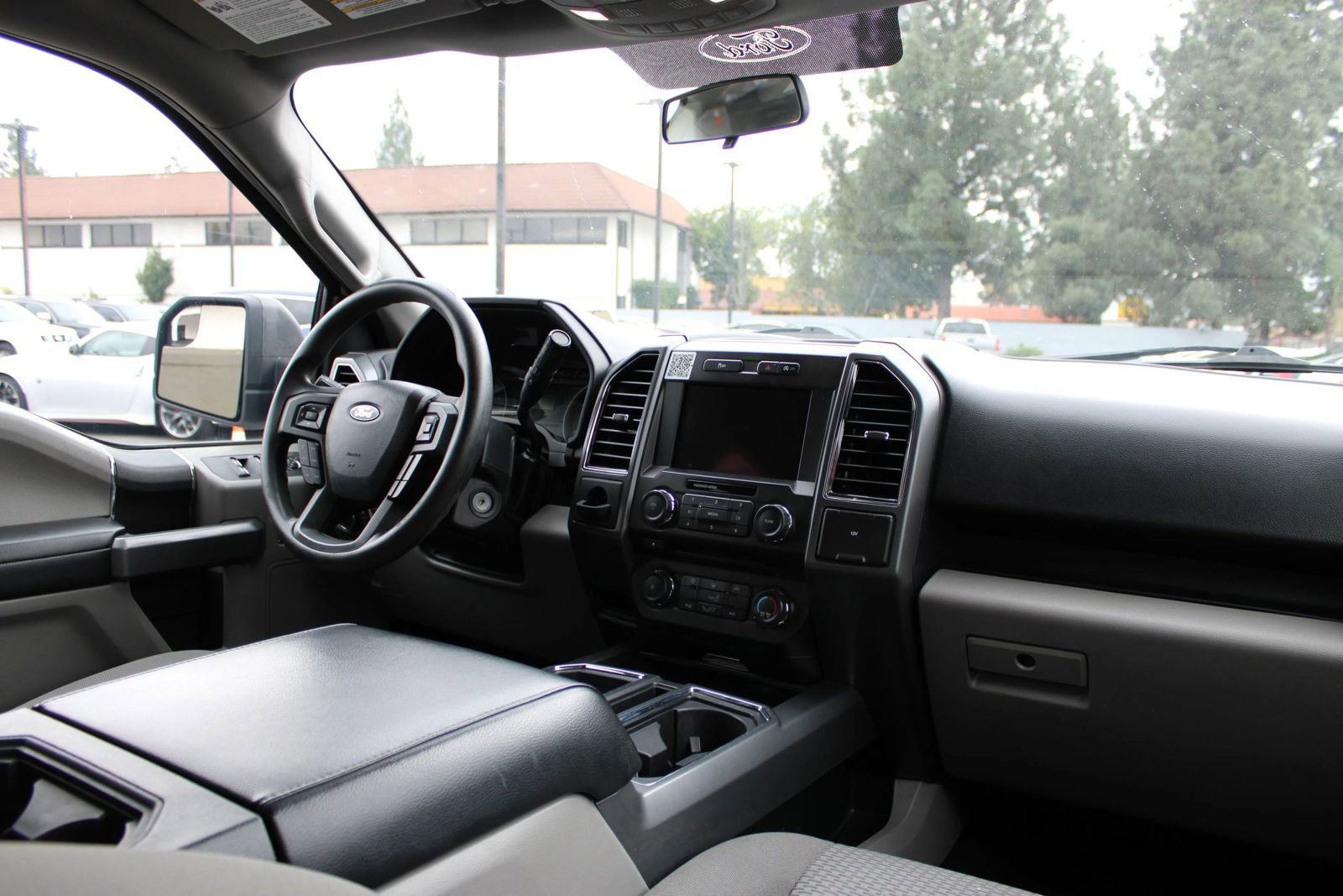 Used 2018 Ford F150 XLT image 12