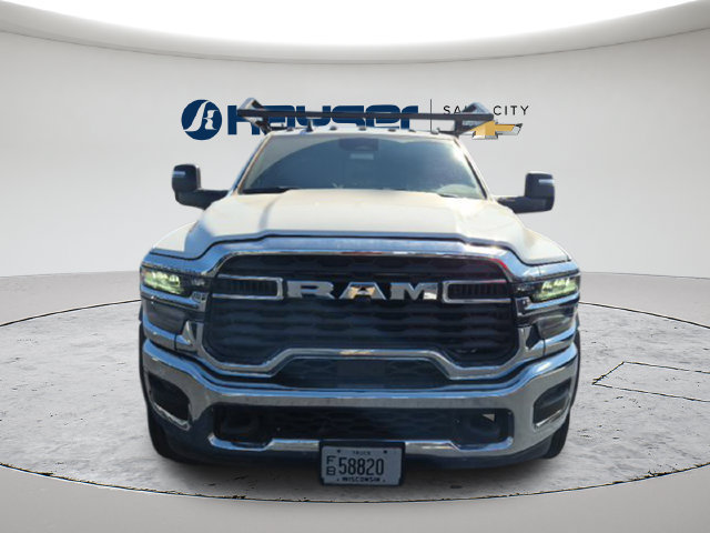 Used 2025 RAM 5500 Tradesman w/ Chrome Appearance Group AWD/4WD image 2