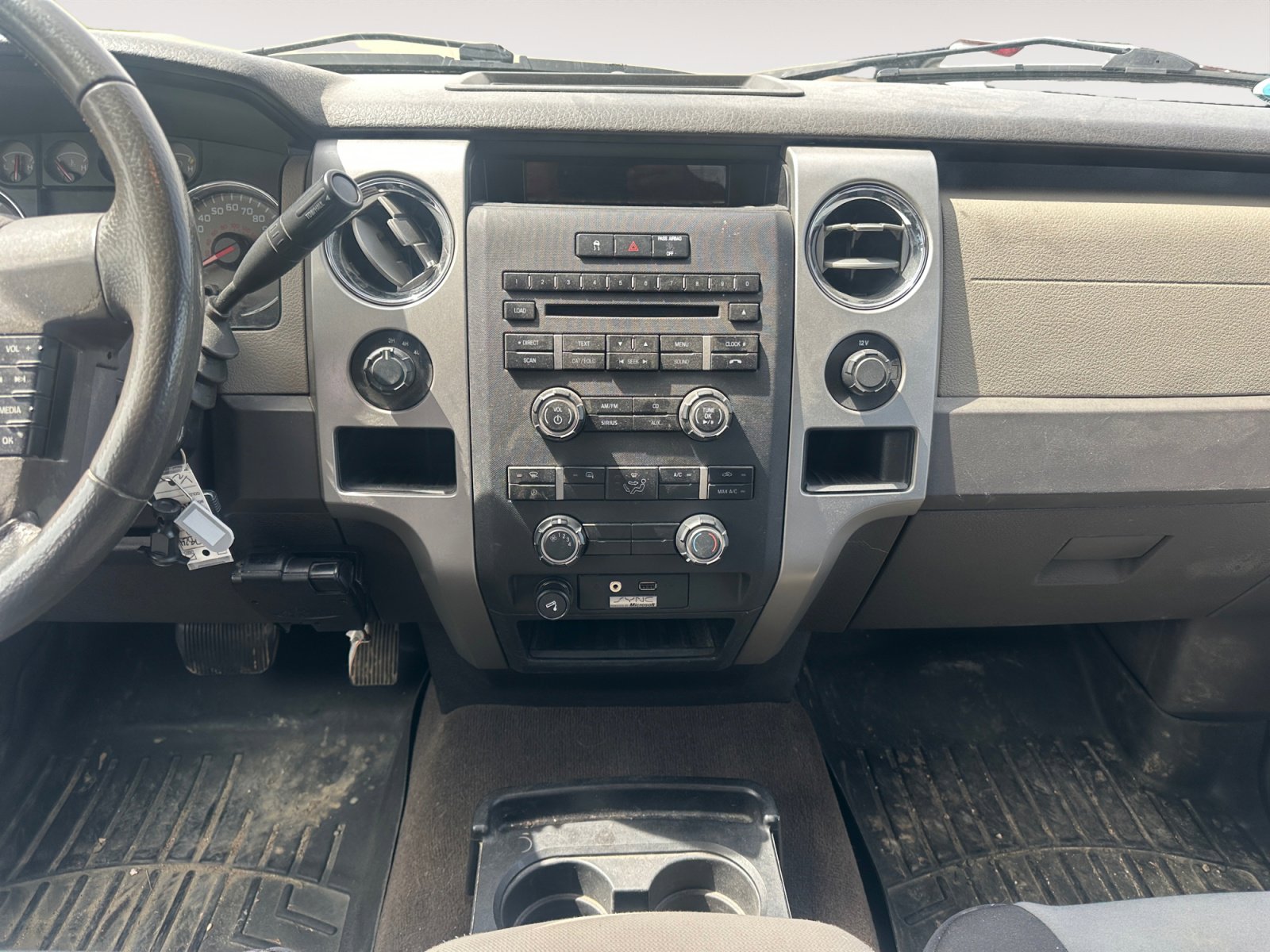 Used 2010 Ford F150 XLT AWD/4WD image 11