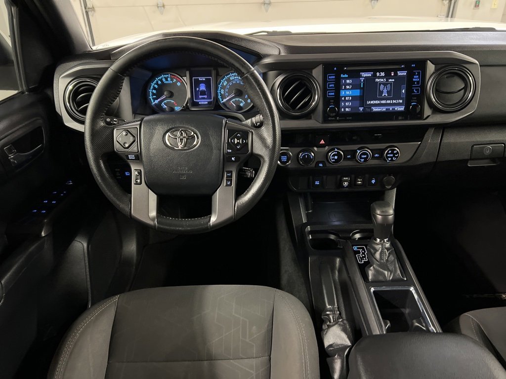 Used 2018 Toyota Tacoma TRD Off-Road image 8