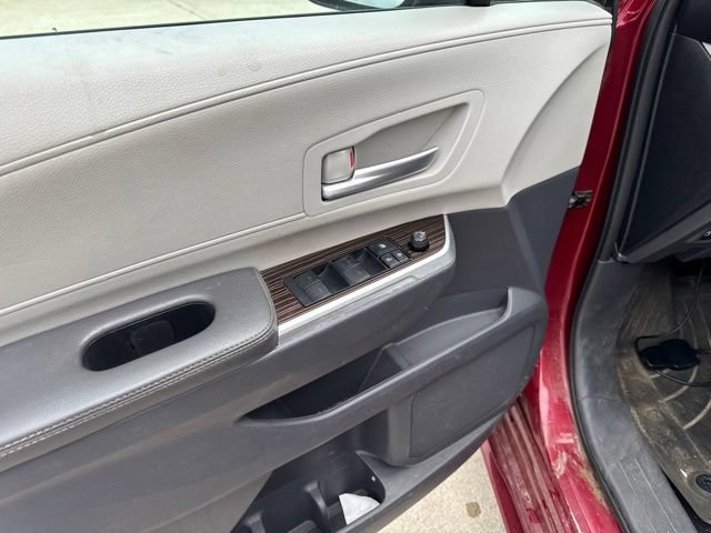 Used 2021 Toyota Sienna XLE AWD/4WD image 20