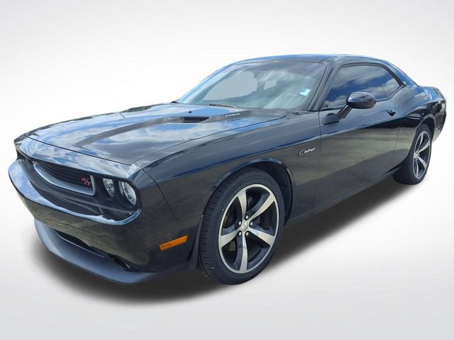 Used 2014 Dodge Challenger R/T RWD image 11