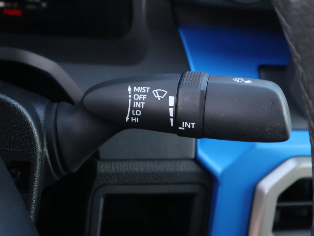 Used 2025 Toyota Tacoma TRD Off-Road image 35