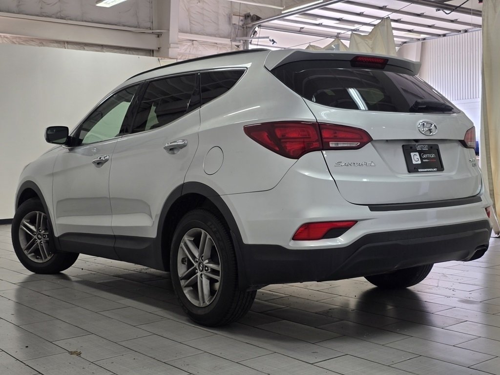 Used 2018 Hyundai Santa Fe Sport w/ 2.4L Value Package 02 AWD/4WD image 11