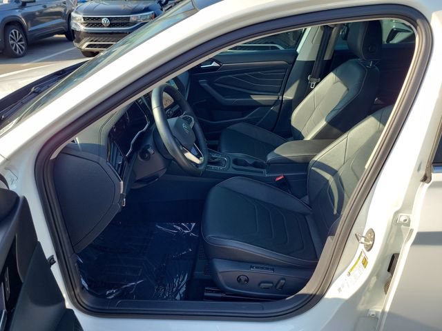 Used 2023 Volkswagen Jetta SEL FWD image 17