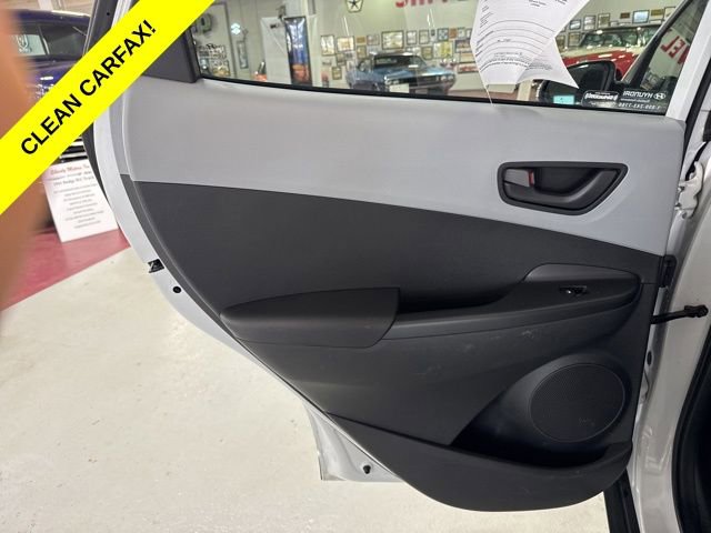 Used 2018 Hyundai Kona SEL AWD/4WD image 25