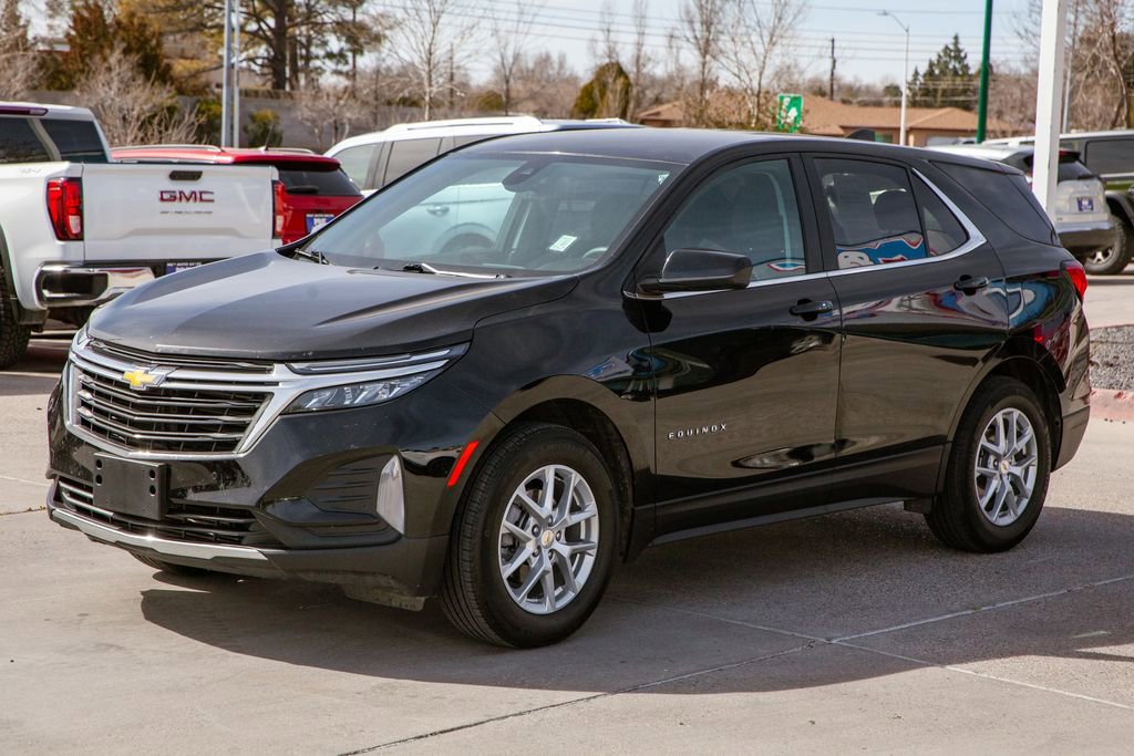 Used 2024 Chevrolet Equinox LT w/ Driver Convenience Package FWD image 9