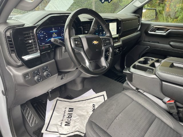 Certified 2024 Chevrolet Silverado 1500 LT AWD/4WD image 10