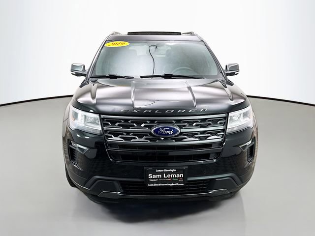 Used 2019 Ford Explorer XLT w/ Equipment Group 202A image 2