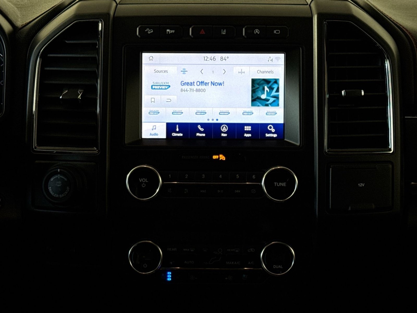 Used 2020 Ford Expedition Limited w/ Equipment Group 303A AWD/4WD image 18